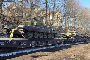 Чехия отправила в Украину танки и другую бронетехнику производства СССР