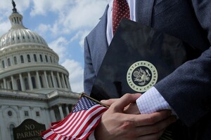 В США ввели санкции против крупнейшей в мире российской алмазодобывающей компании