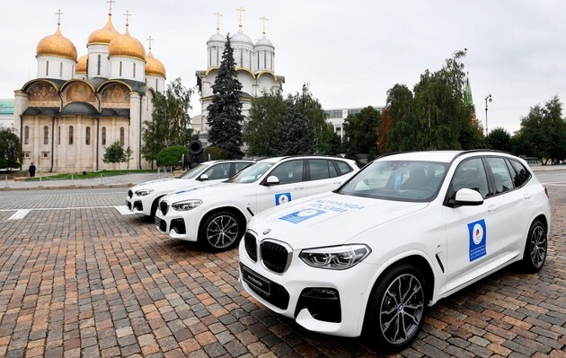 Російським олімпійцям через санкції не змогли подарувати обіцяні автомобілі