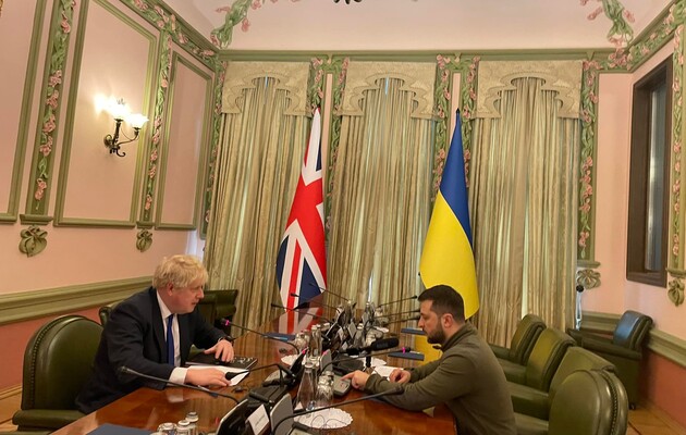 Джонсон зустрівся з Зеленським у Києві