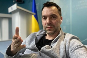 Від російського війська можна чекати любого ідіотизму, - Арестович про безпеку в Києві