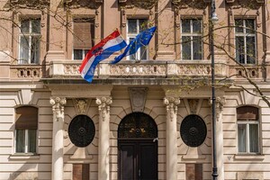 24 сотрудников посольства РФ высылают из Хорватии