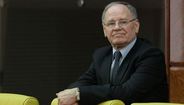 82-річний Сабо є уродженцем Ужгорода