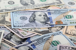 НБУ разрешил банкам продавать наличную валюту