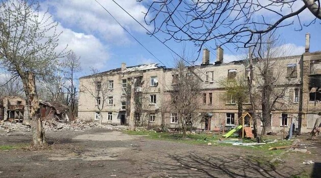 Окупанти обстріляли Новодружеськ: зруйновані будинки, місто без газу — голова Луганської ОВА