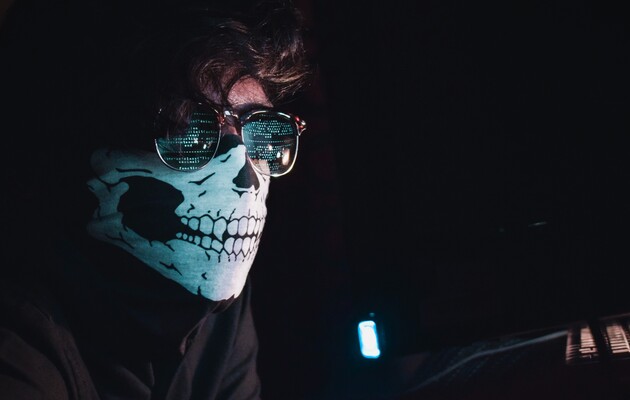 Хакери вже виклали 5,8 Терабайт даних російських компаній