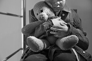 Понад 594 дитини постраждали в Україні унаслідок збройної агресії РФ — Офіс генпрокурора