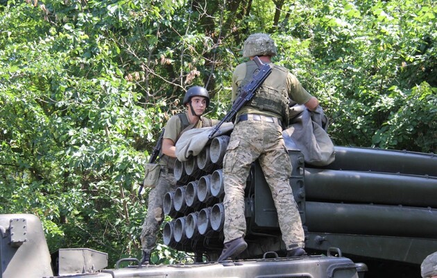 В Украину из США начали поступать системы залпового огня — Нуланд