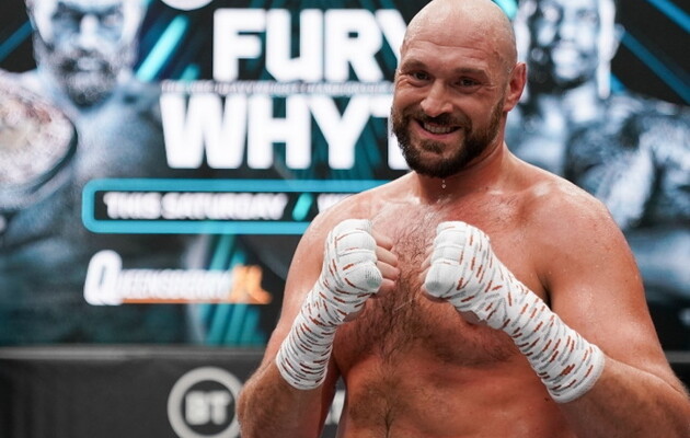 Фьюри одержал победу