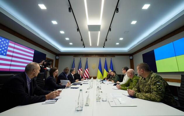 США збираються виділити Україні ще понад 322 мільйони доларів військової допомоги — Держдеп США