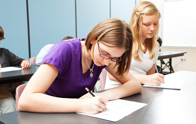 В этом году абитуриенты будут сдавать Национальный мультипредметный тест
