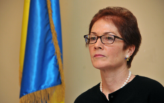 Екс-посол Йованович пояснила, чому посольство США ще не повернулося в Київ