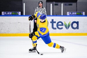 Збірна України з хокею стартувала з розгромної перемоги на чемпіонаті світу