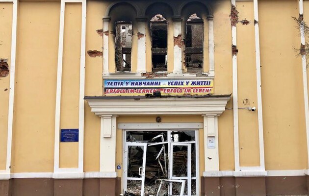 Окупанти одинадцять разів обстріляли Харків, є жертви