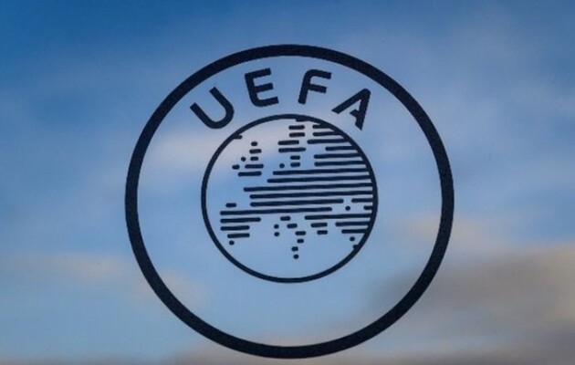 УЕФА отстранил российские клубы и сборные от всех турниров на следующий сезон