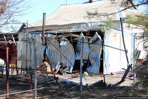 Артобстріл селища у Запорізькій області: двоє загиблих, 12 приватних будинків пошкоджено