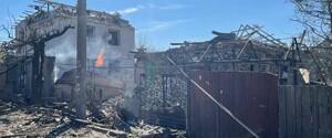 Войска РФ обстреляли жилой дом в Пологах на Запорожье: есть погибшая