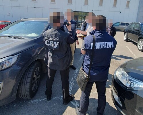 У Львові затримали ексчиновника та журналіста за підозрою у розкраданні гумдопомоги