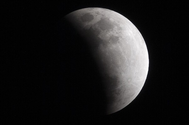«Кривавий Місяць»: наступного тижня відбудеться повне місячне затемнення