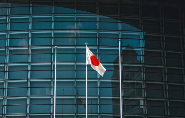 Министры, бизнесмены и более 70 компаний: Япония ввела новые санкции против России
