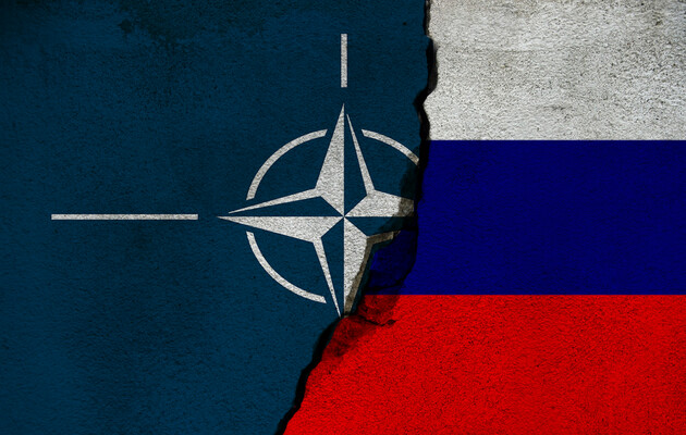 НАТО намерено объявить Россию “угрозой” – Bloomberg