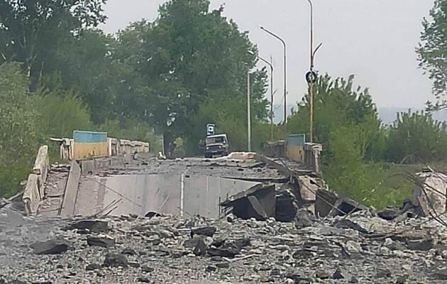 В Луганской области российские оккупанты пытаются взять ВСУ в кольцо