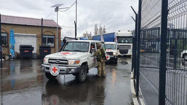 Червоний Хрест реєструє усіх евакуйованих військових з Азовсталі