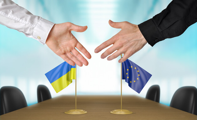 Зеленський: «Україні не потрібні альтернативи щодо статусу кандидата в ЄС»