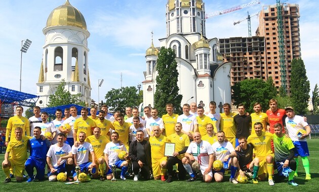 Ветеранська збірна України з футболу провела матч зі збірною ЗСУ
