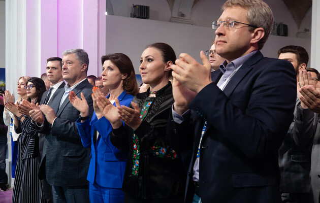 В «Евросолидарности» отреагировали на показания Медведчука относительно Порошенко