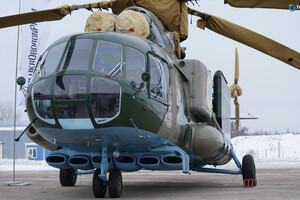 В разведке рассказали о героических вертолетных миссиях, которые доставляли припасы в заблокированный Мариуполь