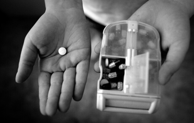 На Херсонщині окупанти грабують гуманітарні вантажі з ліками та розпродують їх втридорога – Денісова