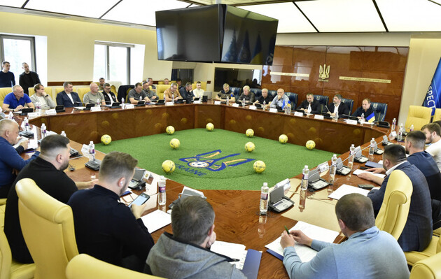 Клубы УПЛ решили провести новый сезон