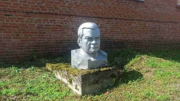 В Полтавской области за время полномасштабной войны демонтировали семь памятников деятелям СССР и РФ