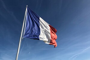 Франція підтримує прискорений процес надання Україні статусу кандидата в ЄС