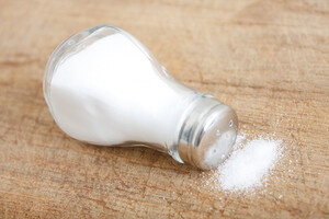 Дефицит соли: стоит ли делать запасы и какой будет цена в июне