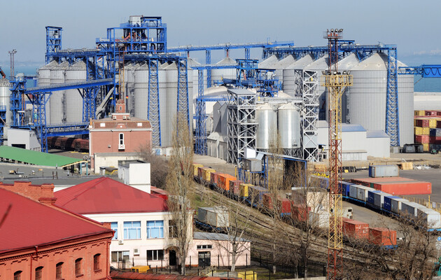 Польща готова терміново розширювати власну інфраструктуру для експорту українського зерна