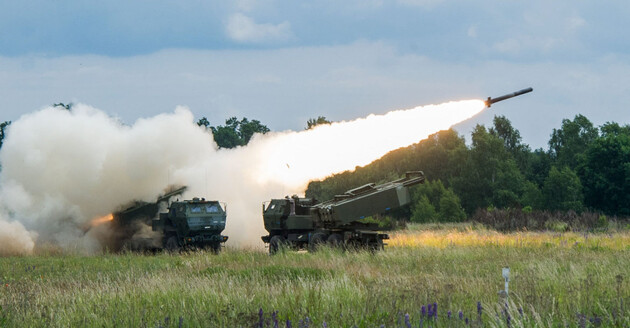 В США узгодили новий пакет військової допомоги Україні, в який увійдуть ракетні системи HIMARS