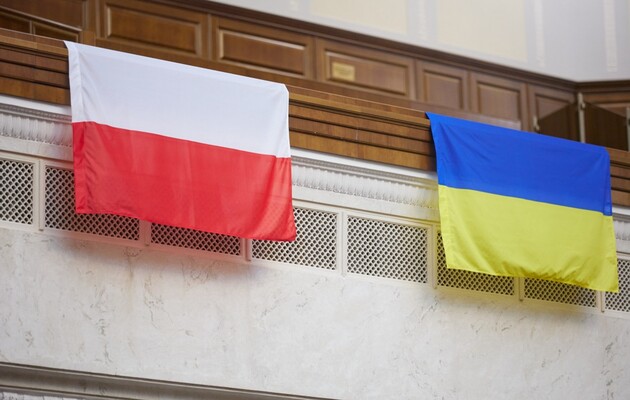 Правительства Украины и Польши подписали восемь соглашений о сотрудничестве в разных сферах