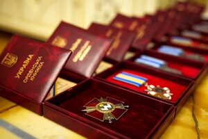 За почти 100 дней войны более 17 тис. защитников Украины получили государственные награды
