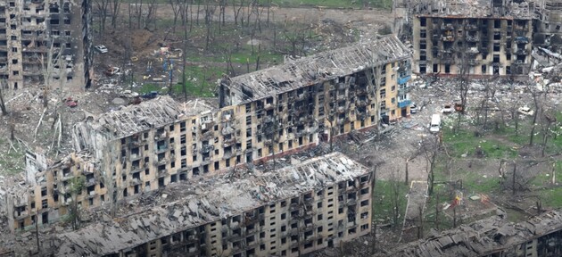 В Зеленського розповіли, скільки міст окупанти повністю знищили в Україні