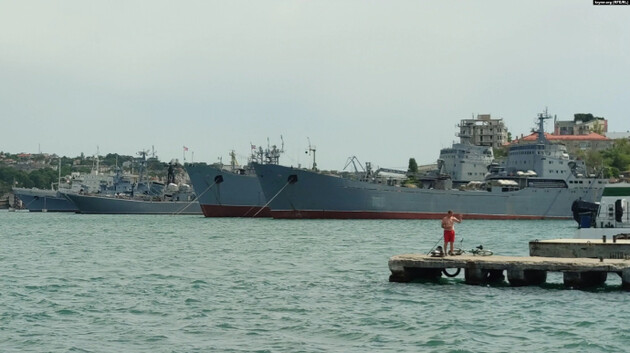 РФ вивела у Чорне море  п’ять великих десантних кораблів