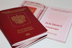 РФ хоче відкривати центри видачі своїх паспортів в окупованих містах Запорізької області