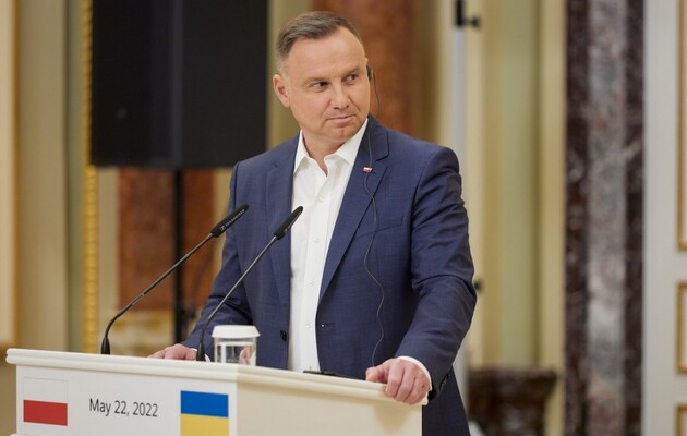 Президент Польши начинает тур по странам Евросоюза, чтобы убедить их предоставить Украине статус кандидата в ЕС