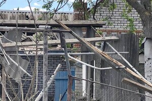 В Днепропетровской области под обстрелы оккупантов попали три громады, пострадала женщина — глава ОВА