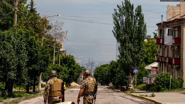 ISW: Оккупанты будут продолжать штурм трассы Бахмут-Лисичанск для поддержки окружения последнего