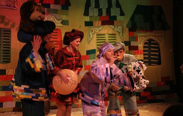 Сцена з вистави ТЮГУ на Липках "Ти особливий", яку покажуть глядачам 26 червня