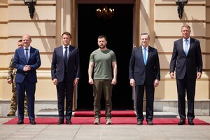 Макрон озвучив головну причину візиту до Києва саме лідерів Німеччини, Італії, Франції та Румунії