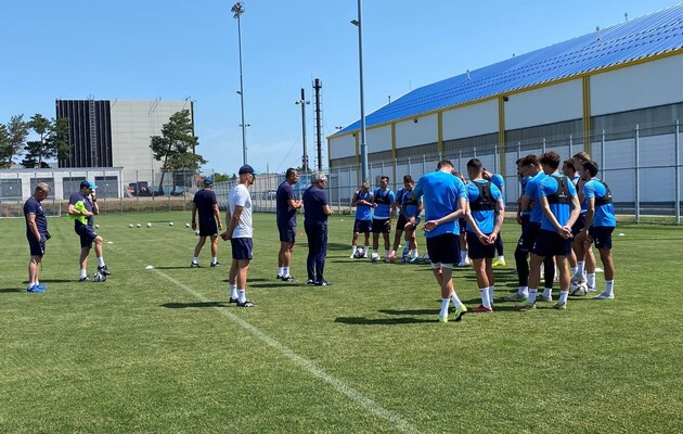 "Динамо" залишить Україну 22 червня