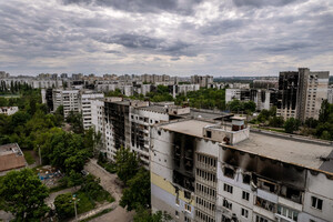РФ обстреливает Харьков из артиллерии: десять раненых и четверо погибших, среди них - ребенок